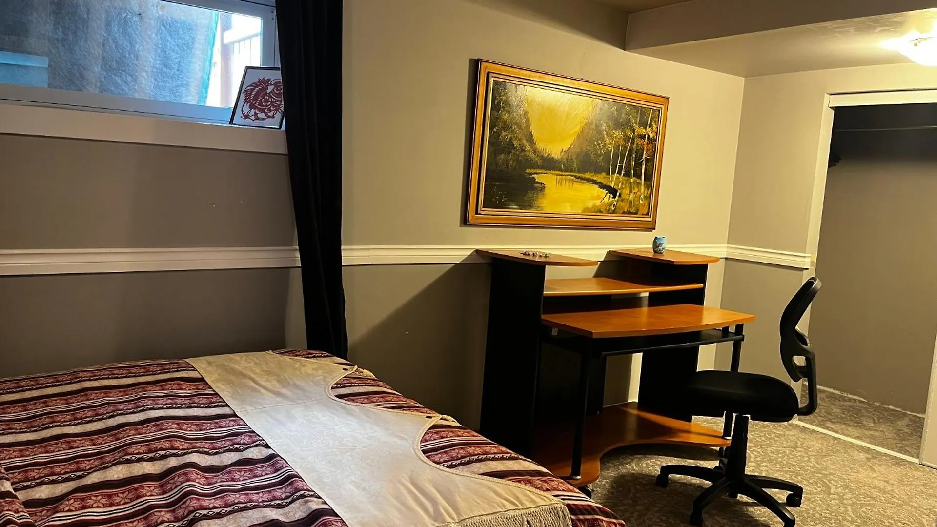 Hunter' S New Home! Calgary Canada