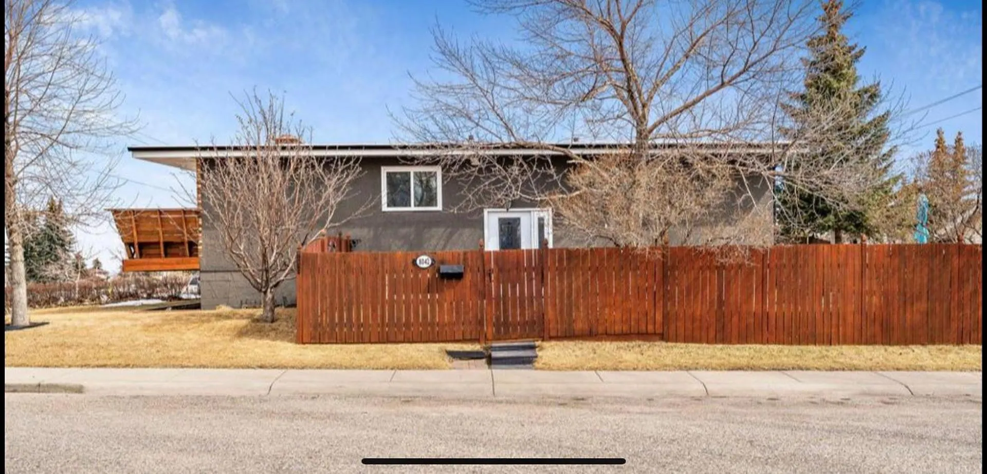 Hunter' S New Home! Calgary